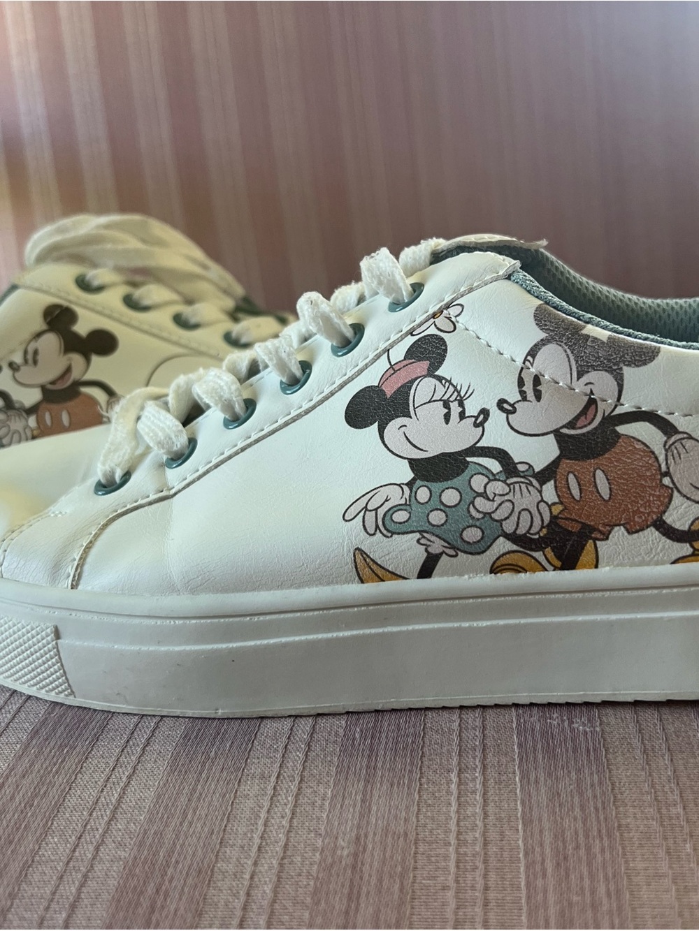 Women’s-Disney Lover White Mickey & Minnie Character Sneakers